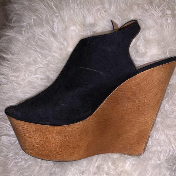 Zigi Soho Suede Wedges - Picture 14 of 14